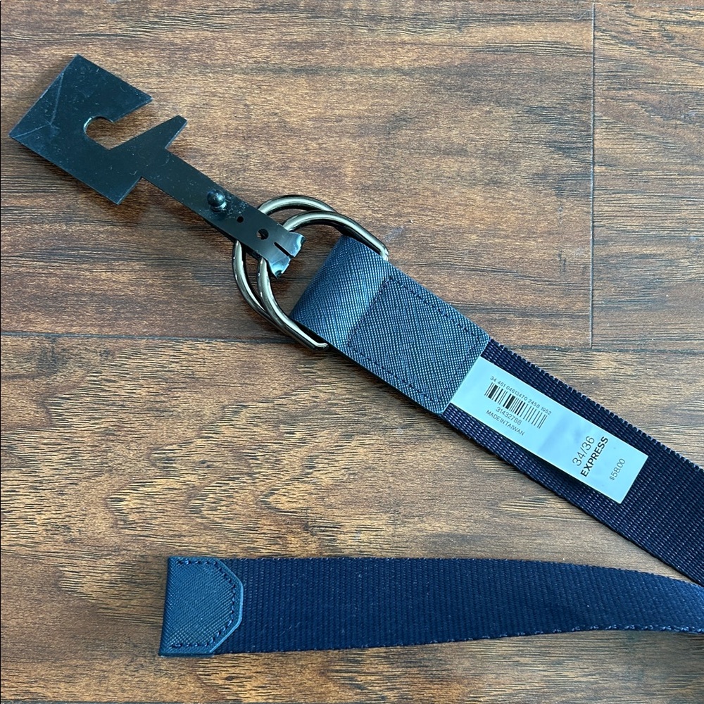 Express Men's Navy Belt - Picture 6 of 6